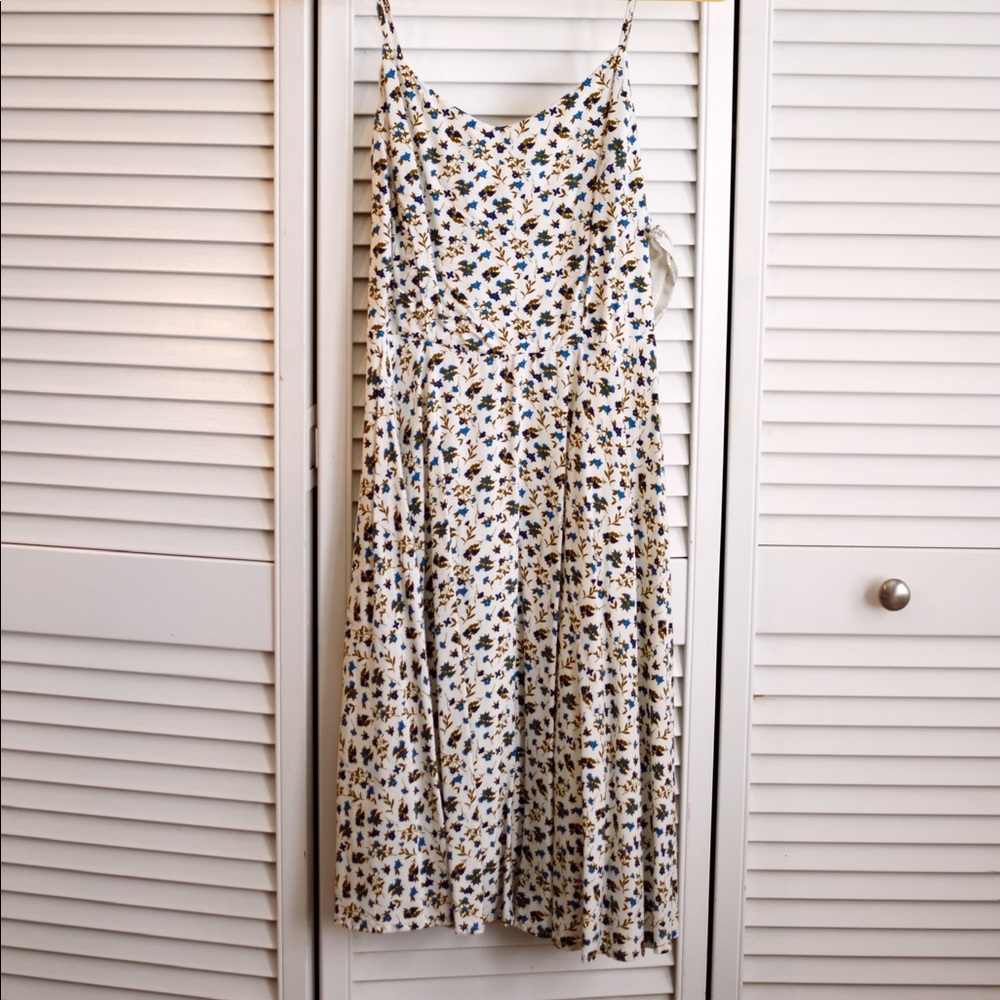 Blue and green white floral dress